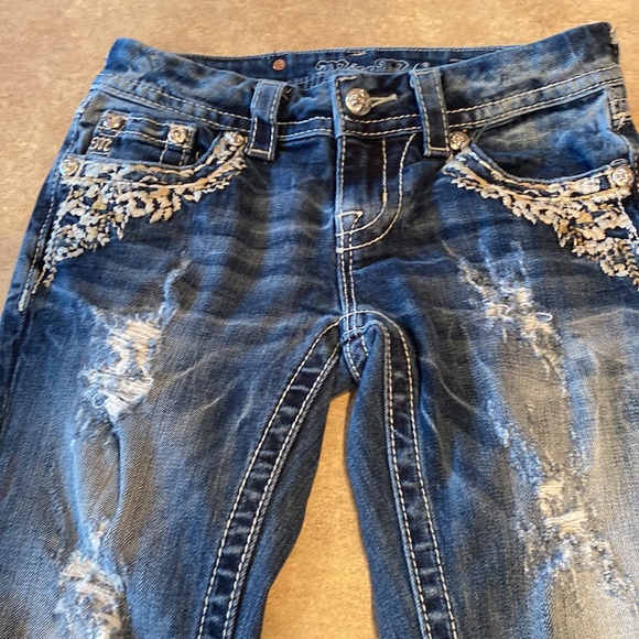 Womens  Miss Me skinny jeans size 26 inseam measures about 30” - Picture 2 of 7